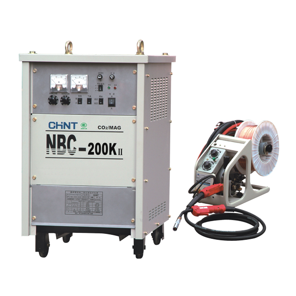 NBC-KII系列可控硅式CO2/MIG/MAG气体保护弧焊机